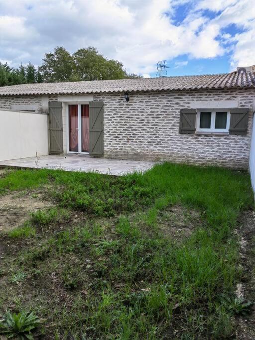 Maisonnette Du Mas Vert Montaren-et-Saint-Médiers المظهر الخارجي الصورة